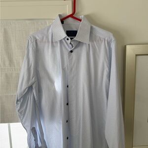 David Donahue Light Blue Dress Shirt with Black Buttons